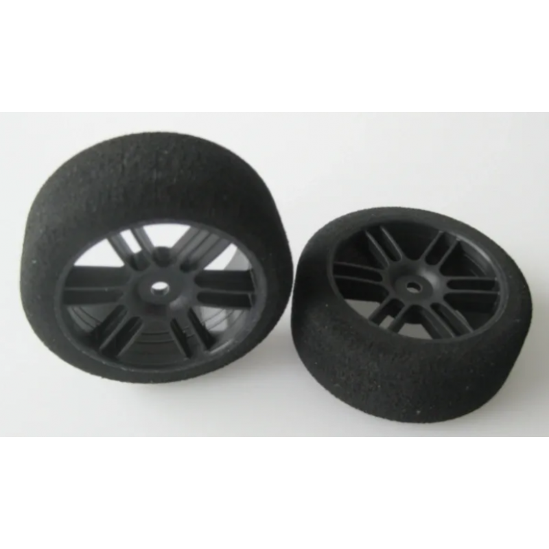 XCEED 1:10  Foam Front Tires (2)  35 Shore Carbon Black w/12mm Hex